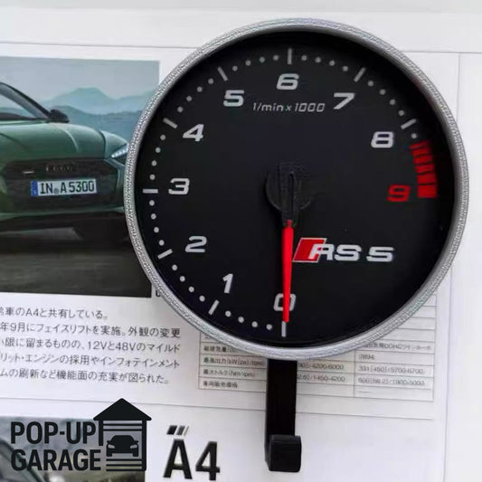 Audi RS5 Tachometer